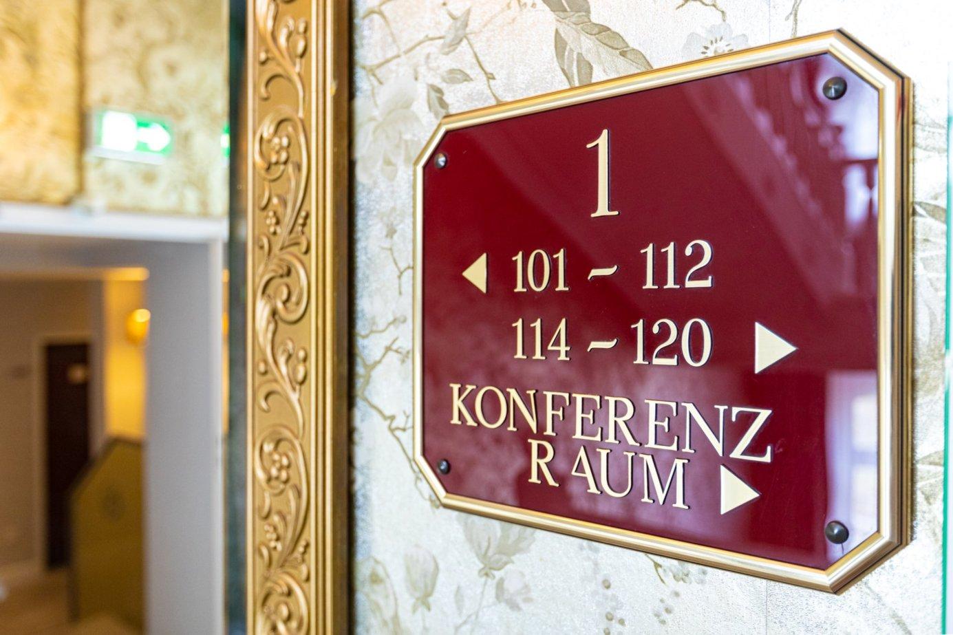 Hotel Rheinischer Hof Bad Soden Bad Soden am Taunus Exterior foto
